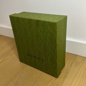 Gucci Shoe Box Cake & Shoe – Blue Sheep Bake Shop